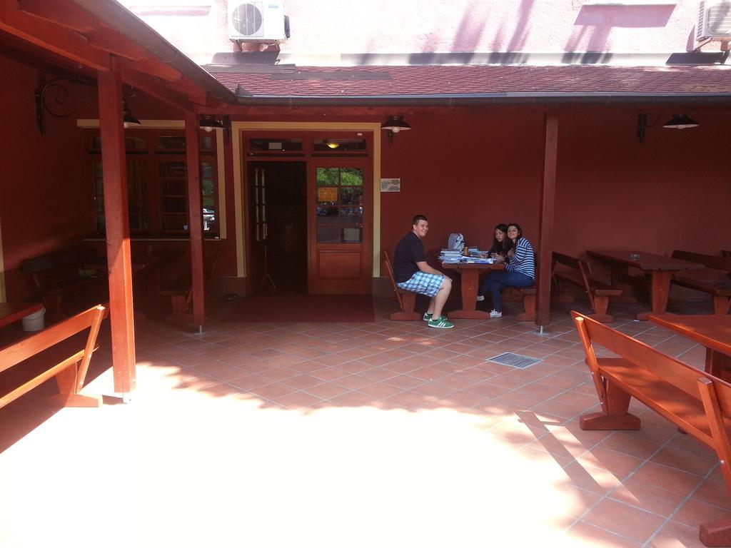 Europa Hostel Πορτορόζ Εξωτερικό φωτογραφία